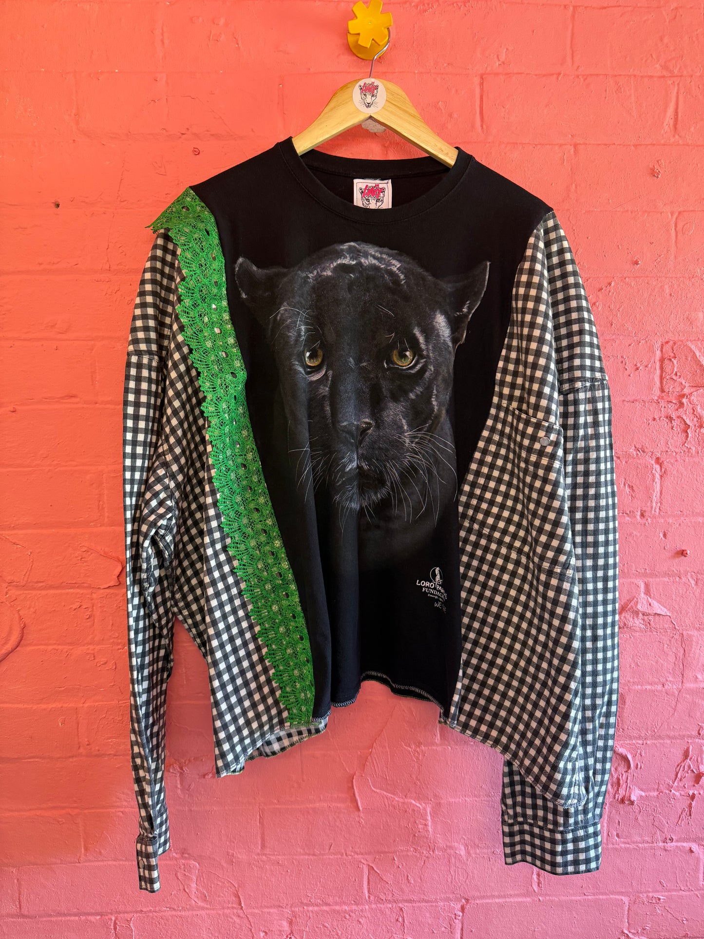 Lazy panther top