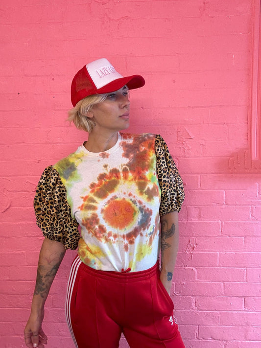 Tie dye puff